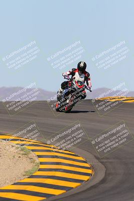 media/Oct-09-2022-SoCal Trackdays (Sun) [[95640aeeb6]]/Turns 9 and 10 (1050am)/